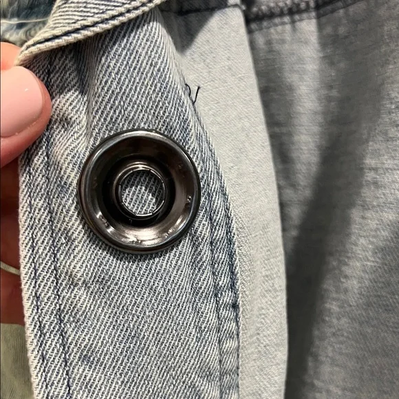 Oli & Hali NWT Blue/White Jean Jacket w oversized snap buttons and plaid sleeves - Picture 10 of 16